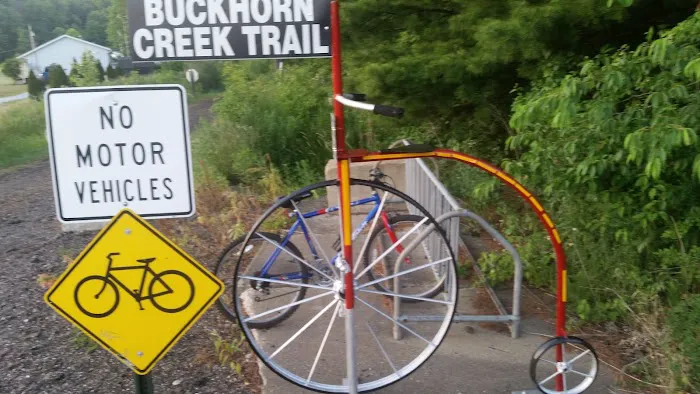 Creekside Crossing Picture 1