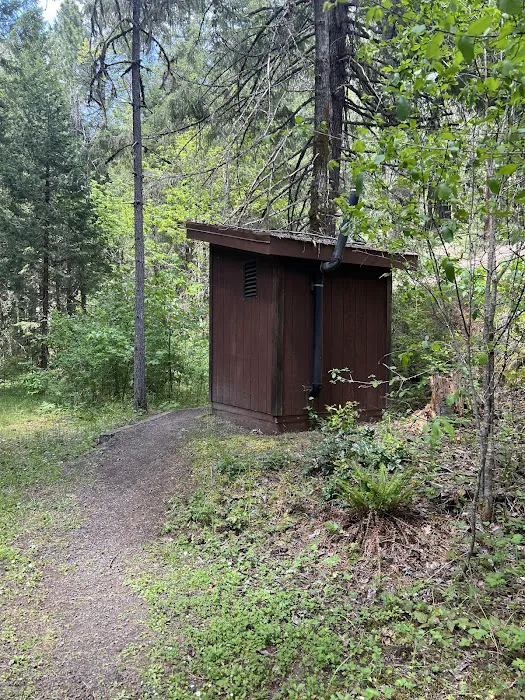 Campers Flat Campground Picture 2