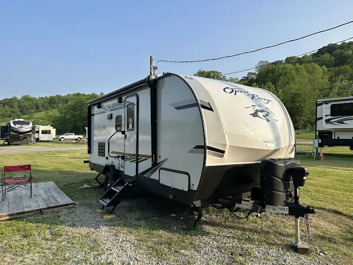 Lemley RV & Mobile Home Park Picture 3