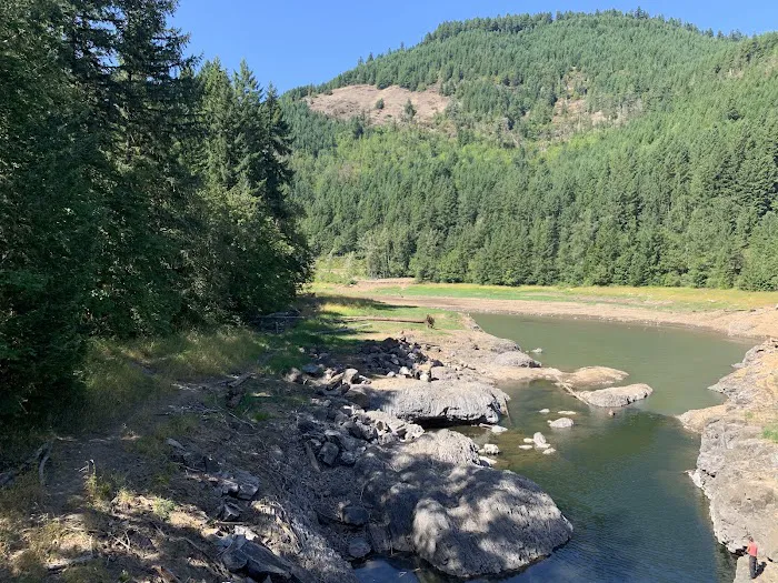 Fisherman's Point Group Camp Picture 8