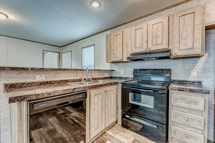 Independence Hill Pointe Mobile Home Park Picture 8