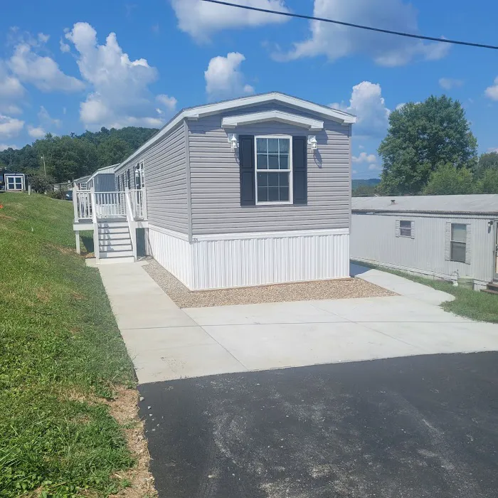 Viewcrest Mobile Home Park Picture 4