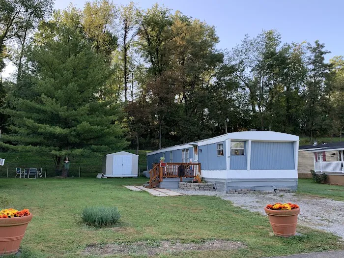 Huggins Mobile Home Park Picture 5