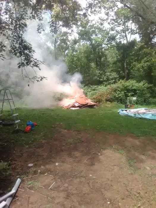 Huggins Mobile Home Park Picture 10