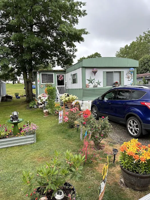 Huggins Mobile Home Park Picture 6