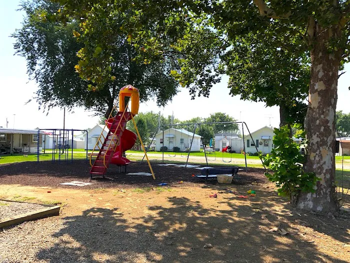 Harbor's Edge Picture 4