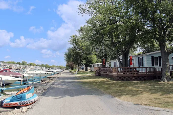 West Harbor Cove Pointe Picture 7