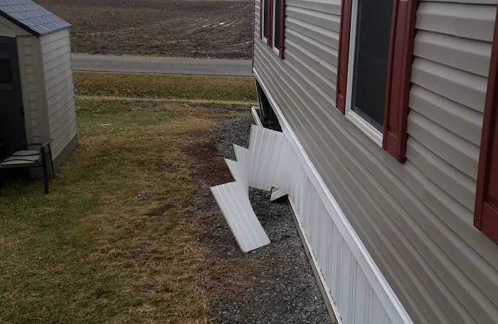 Pinecrest Mobile Home Community Picture 8