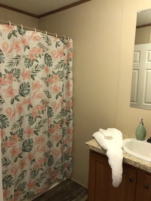 Pinecrest Mobile Home Community Picture 5