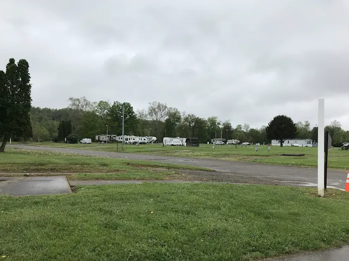 River Glenn Estates Picture 2