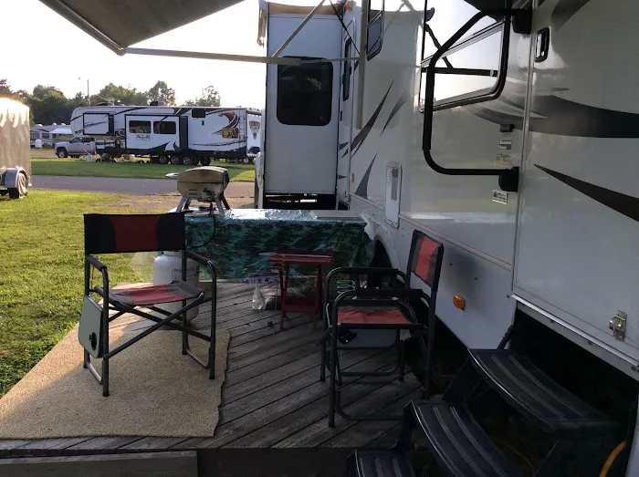 River Glenn Estates Picture 5