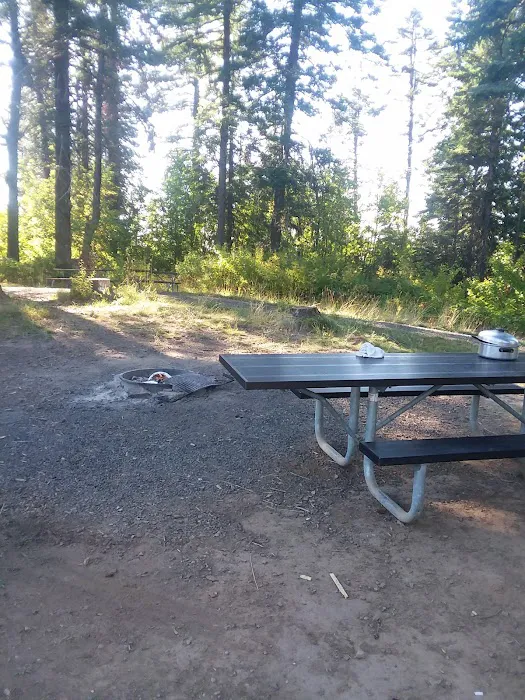 Mission Mountain Campground Picture 2