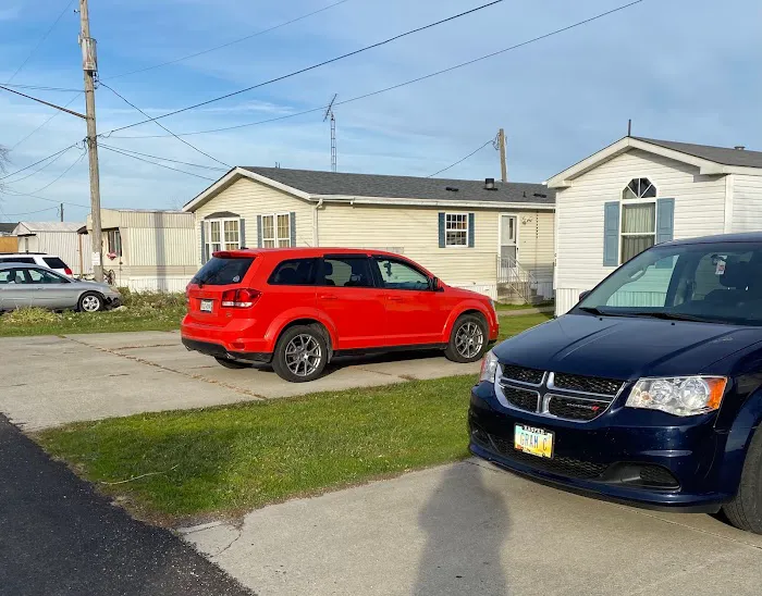 Edgewater Estates Picture 2