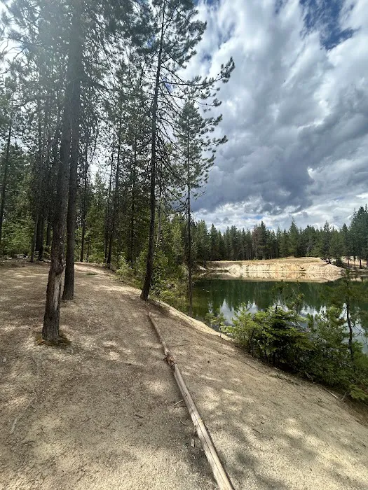 Blue Lagoons Picture 1