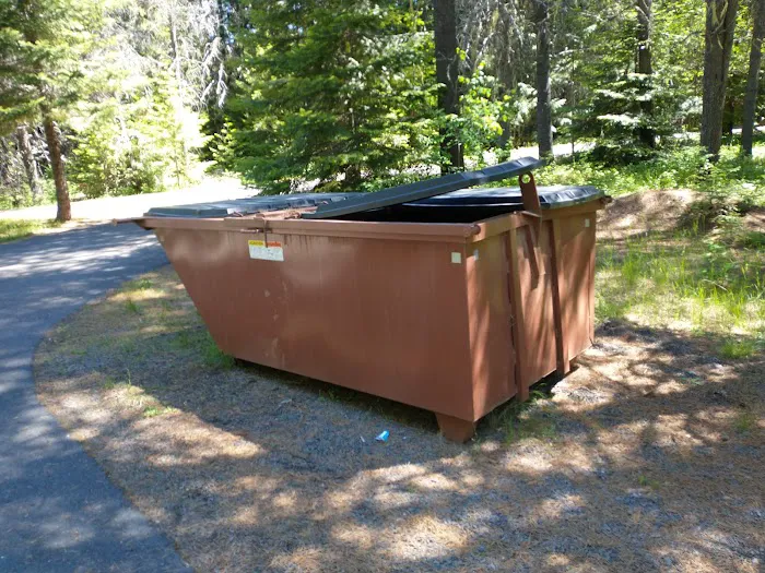 Emerald Creek Campground Picture 2