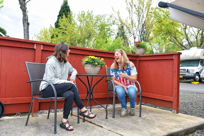 Sutherlin / Umpqua Valley KOA Holiday Picture 5