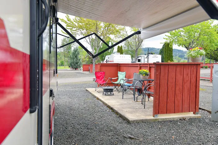 Sutherlin / Umpqua Valley KOA Holiday Picture 2