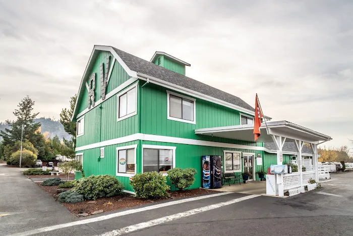 Sutherlin / Umpqua Valley KOA Holiday Picture 9