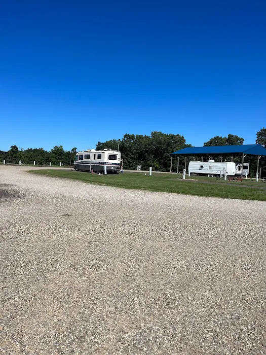 T&R RENTALS LLC (CAMPSITES) Picture 5