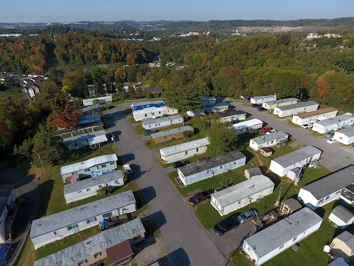 St. Clair's Village Picture 4