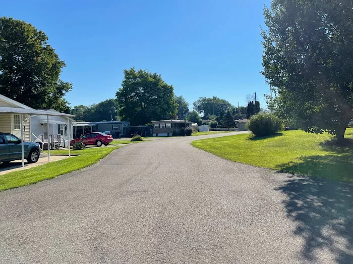 Colonial Terrace Picture 6