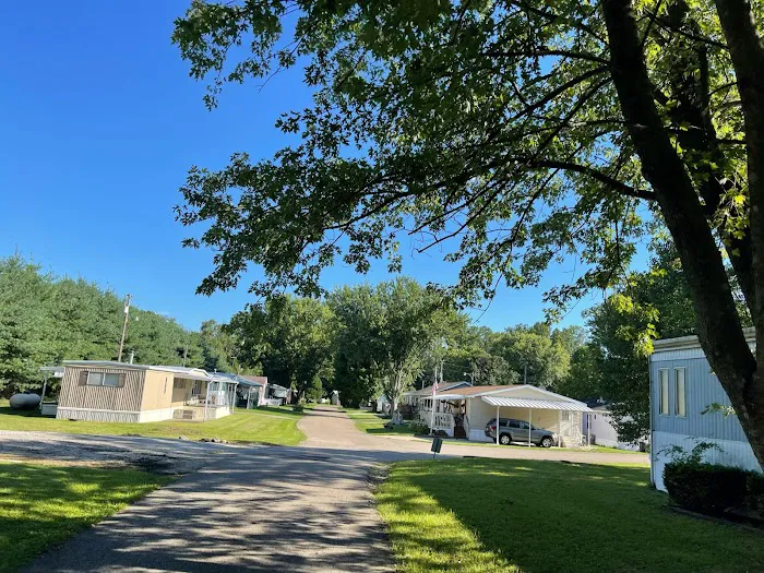 Colonial Terrace Picture 2