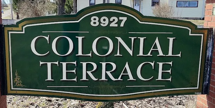 Colonial Terrace Picture 3