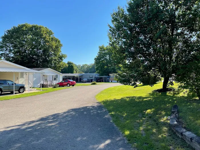 Colonial Terrace Picture 8