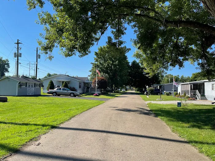 Colonial Terrace Picture 7