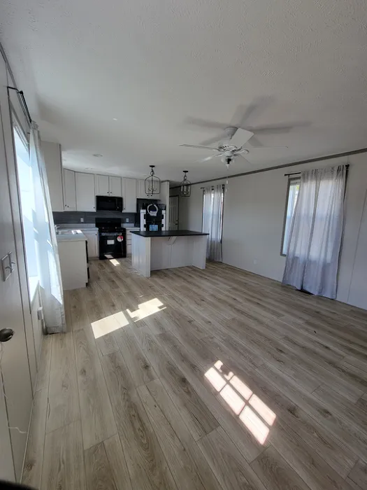 Bridgeview Estates Mobile Home Community Picture 9