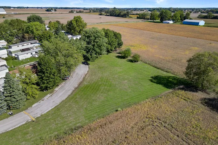 Blue Willow Mobile Home Park Picture 5