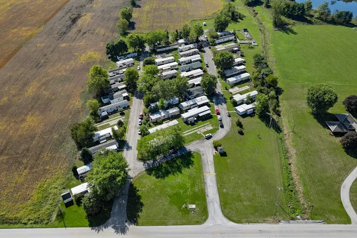 Blue Willow Mobile Home Park Picture 7