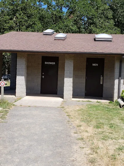 Baker Bay Campgrounds & Marina Picture 9