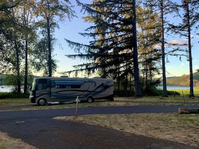 Pine Meadows Campground Picture 10