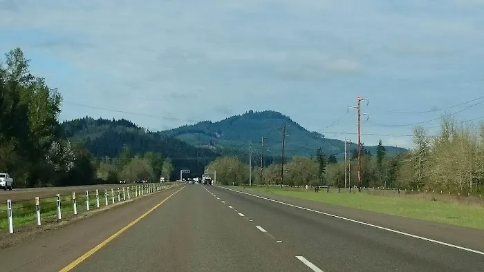 Cottage Grove RV Village Picture 3