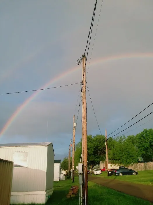 Green Acres Trailer Park Picture 4