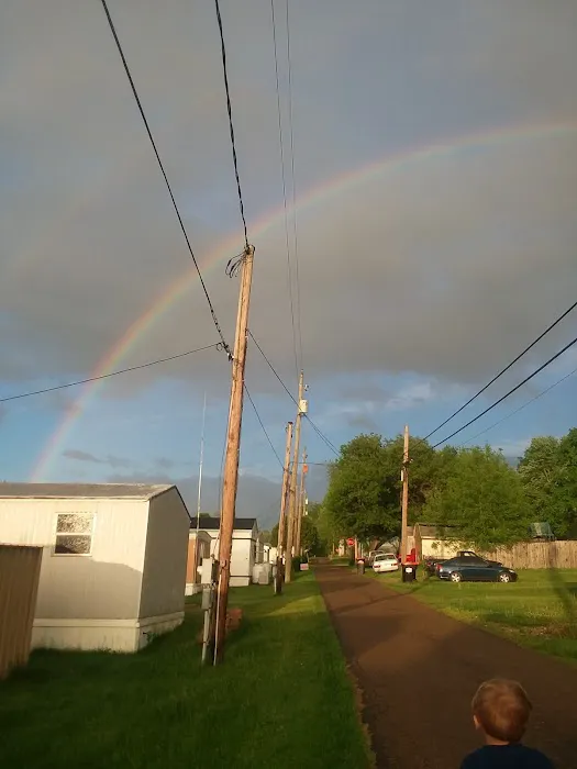 Green Acres Trailer Park Picture 3