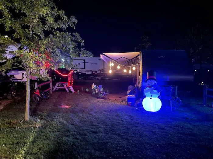 Walnut Grove RV Resort Picture 6