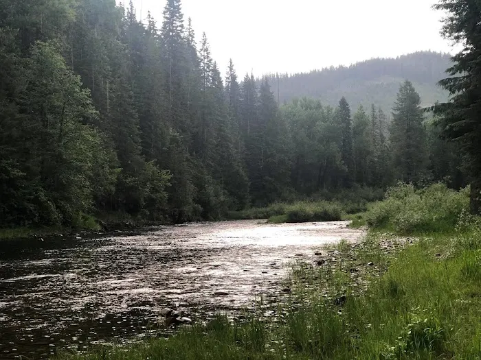 Sissons Campground Picture 4