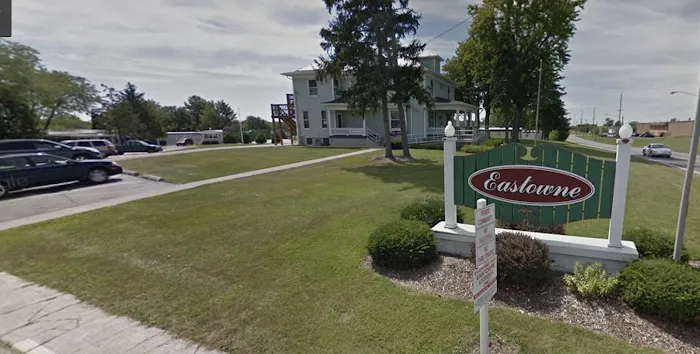 Eastowne Mobile Homes Estates Picture 7