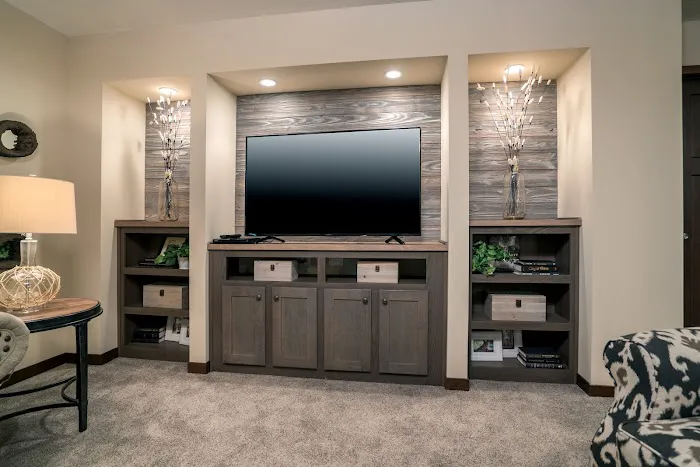 Woodcreek Village Manufactured Housing Community Picture 9