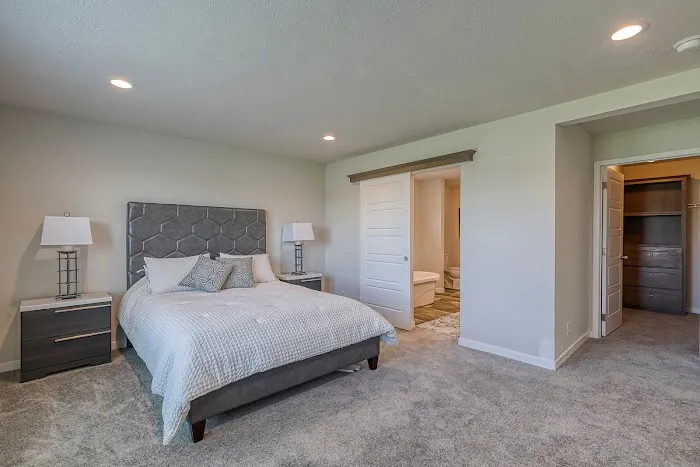 Woodcreek Village Manufactured Housing Community Picture 3