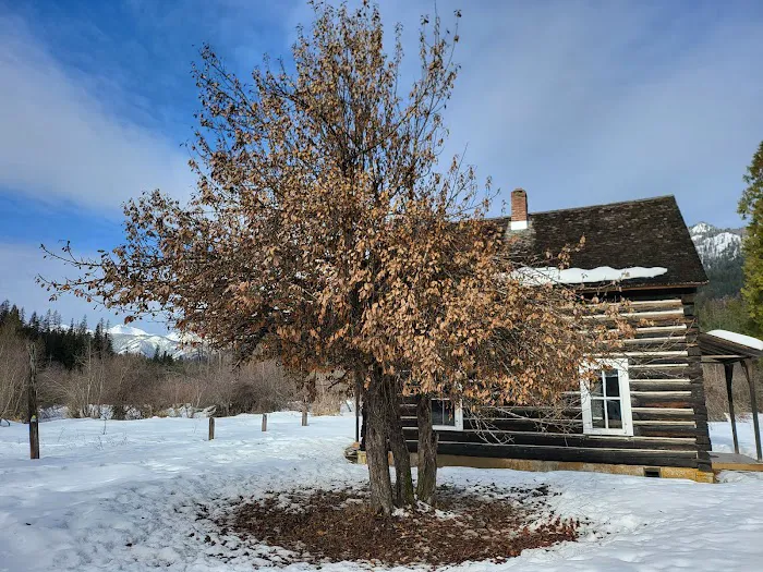 Bull River Guard Station Picture 5