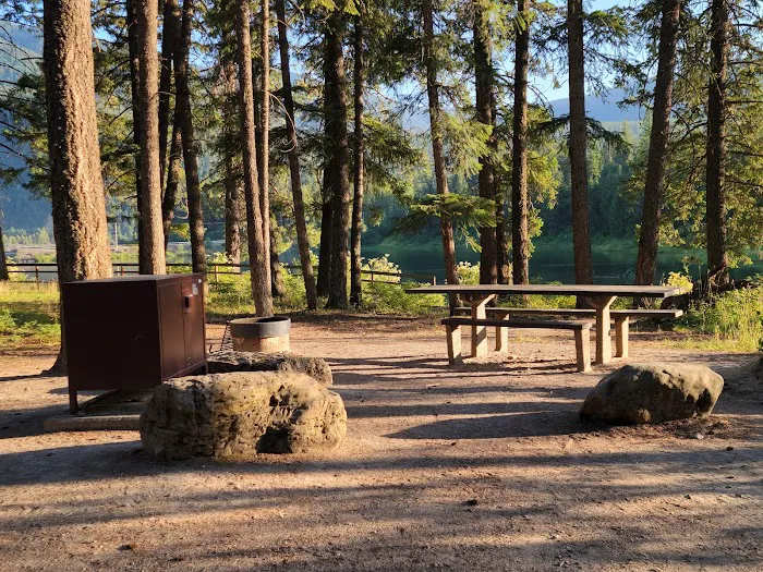 Bull River Campground, Kootenai National Forest Picture 6