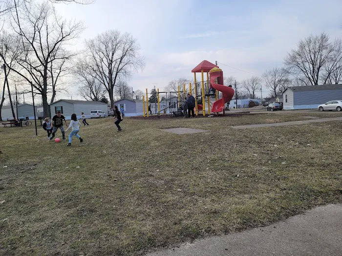 Northwood Estates Mobile Home Park Picture 3