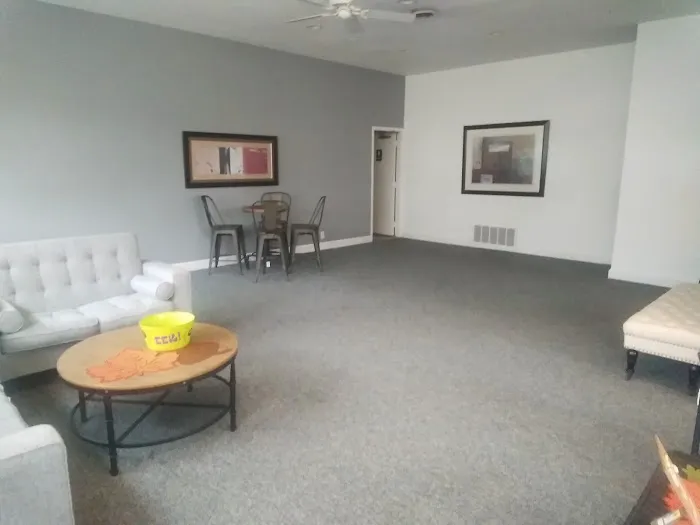 Cypress Point Mobile Home Park Picture 6