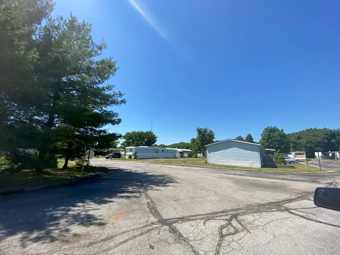 Cypress Point Mobile Home Park Picture 5