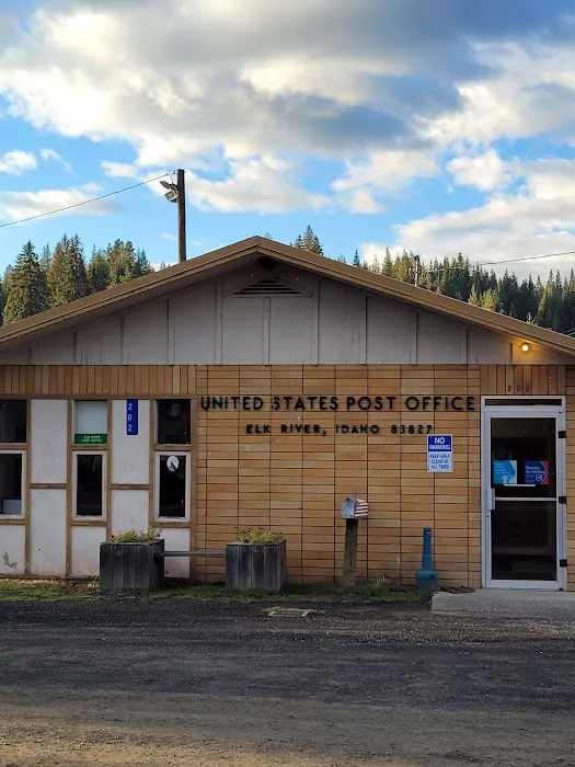 Elk River Adventures RV Park Picture 2