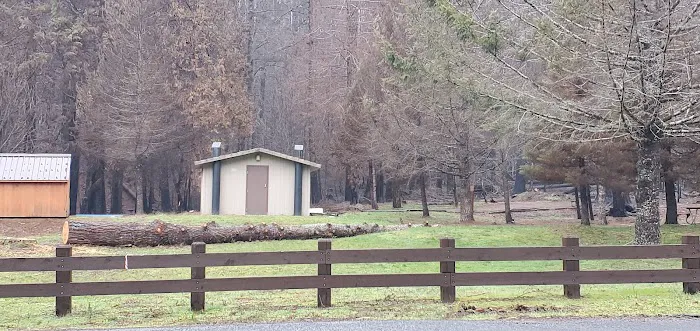 Lone Pine Group Campground (Reservation) Picture 3