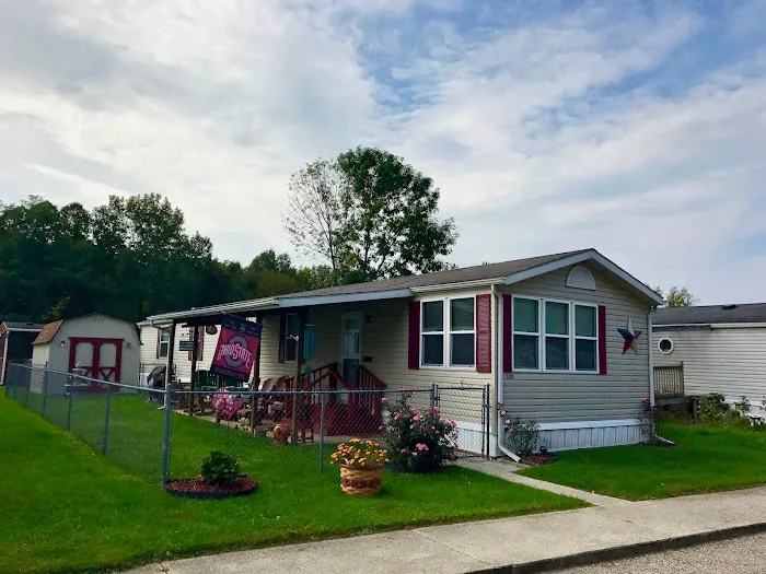 Amber Mobile Home Community Picture 3